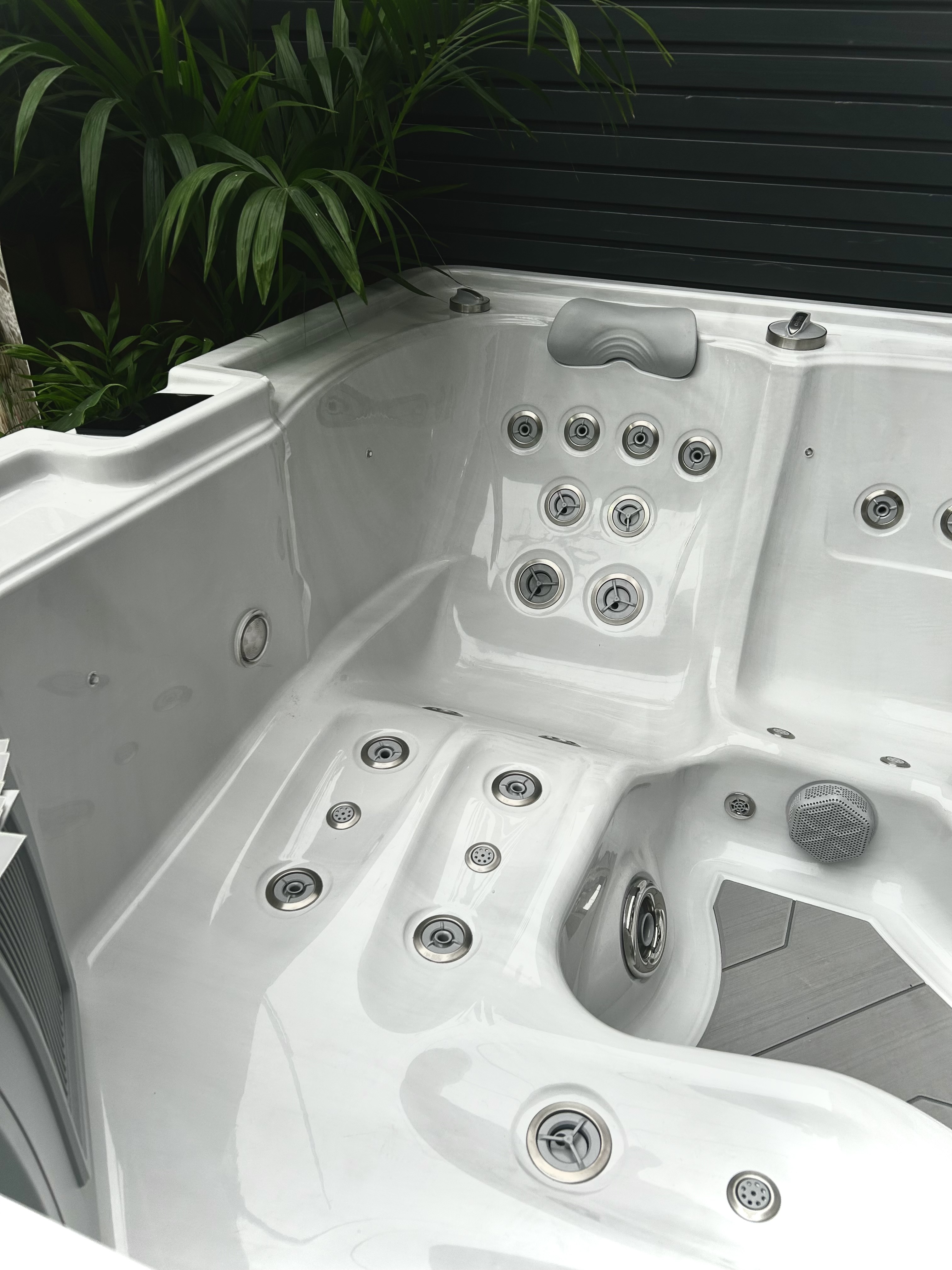 <p>Spas et jacuzzis</p>